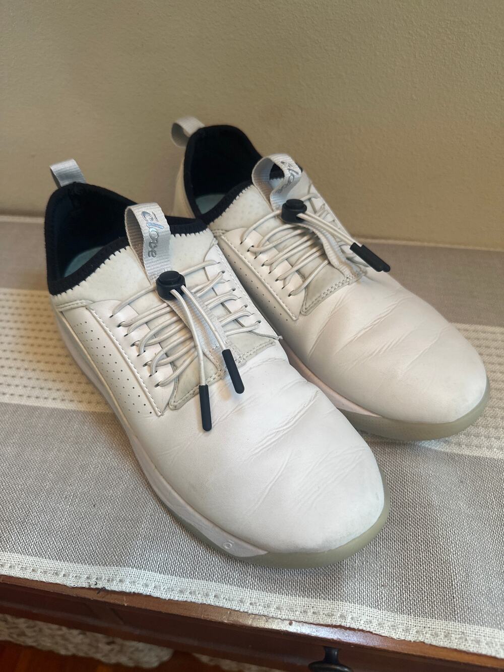 Clove Women's Classic Brilliant White Nursing Healthcare Pro Size 9.5 Men's 8